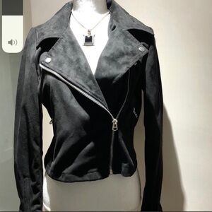 Moto Biker Faux Suede Zip Up Jacket Black
Size Medium